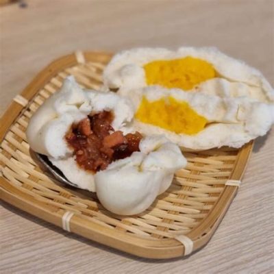  Bánh Bao Cá Mũ Trắng Khói – Hương vị tan chảy từ những miếng cá múp trắng xen lẫn độ giòn xốp của vỏ bánh!