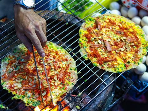  Bánh Tráng Nướng Hengshui: Sự kết hợp hoàn hảo giữa giòn tan và vị cay nồng!