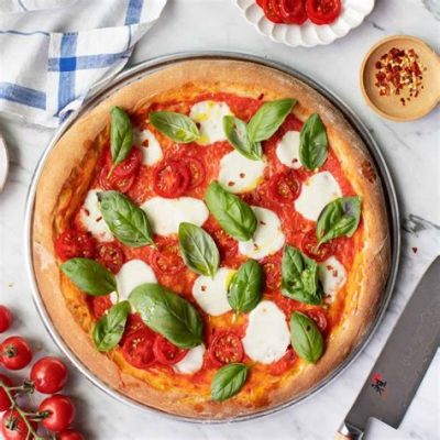  Cà Chua Ripe Tomato & Creamy Mozzarella:  Pizza Margherita - Một Món Tráng Miệng Đơn Giản Từ Indianapolis