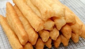  Churros:  Giòn tan bên ngoài, mềm xốp bên trong - Món quà ngọt ngào từ thành phố Cambridge!