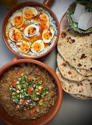  Ful Medames: A Hearty Egyptian Breakfast Feast Bursting with Aromatic Spices and Creamy Goodness!