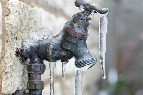 How to Keep Outdoor Water Pipes from Freezing DIY: And Why Penguins Don’t Need This Guide